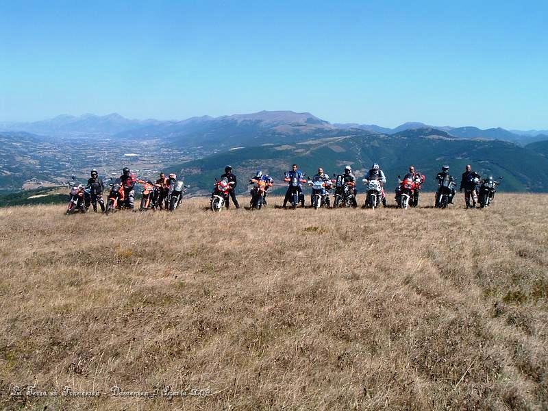 DSCF1137.JPG - Foto di Gruppo in cima al Monte