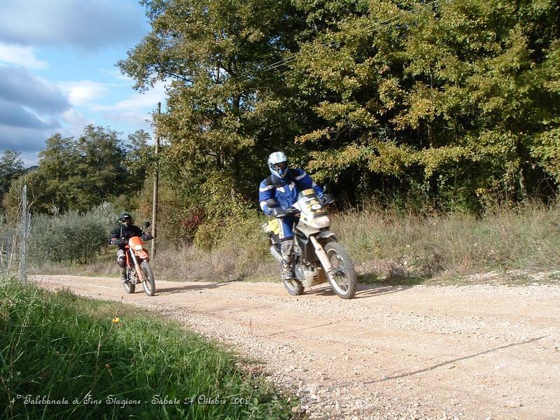 0303.JPG - Claudio e Luciano in salita