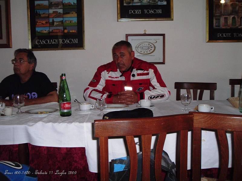 DSCF0775.JPG - Colazione allo splendido Agriturismo Ferramosca, vicino Turania, in Abruzzo.