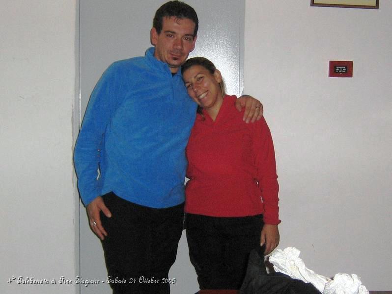 0083.JPG - Beh, questa fantastica coppia è quattro mesi che s'è sposata, complimenti !! Se non divorziate in questo momento non lo fate più, garantito !! :-)