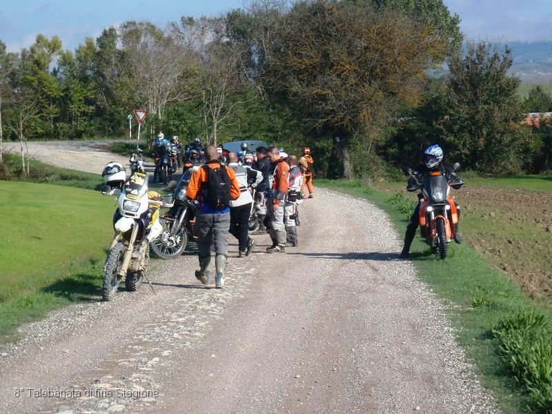 356.JPG - Fermi per ricompattare il gruppo